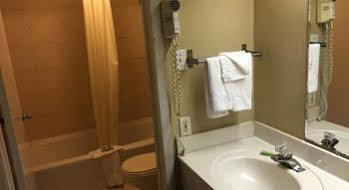 Executive Inn & Suites Beeville ภายนอก รูปภาพ