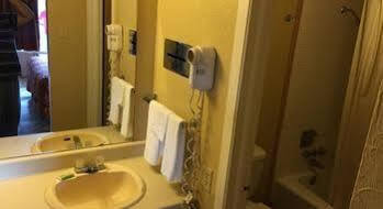 Executive Inn & Suites Beeville ภายนอก รูปภาพ